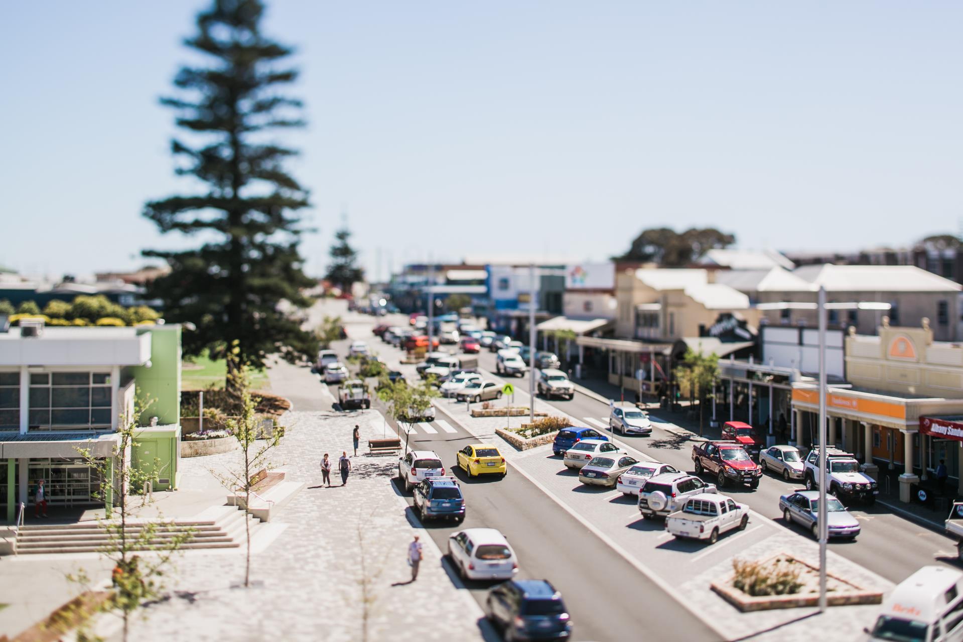 City encourage community to shop local this Christmas